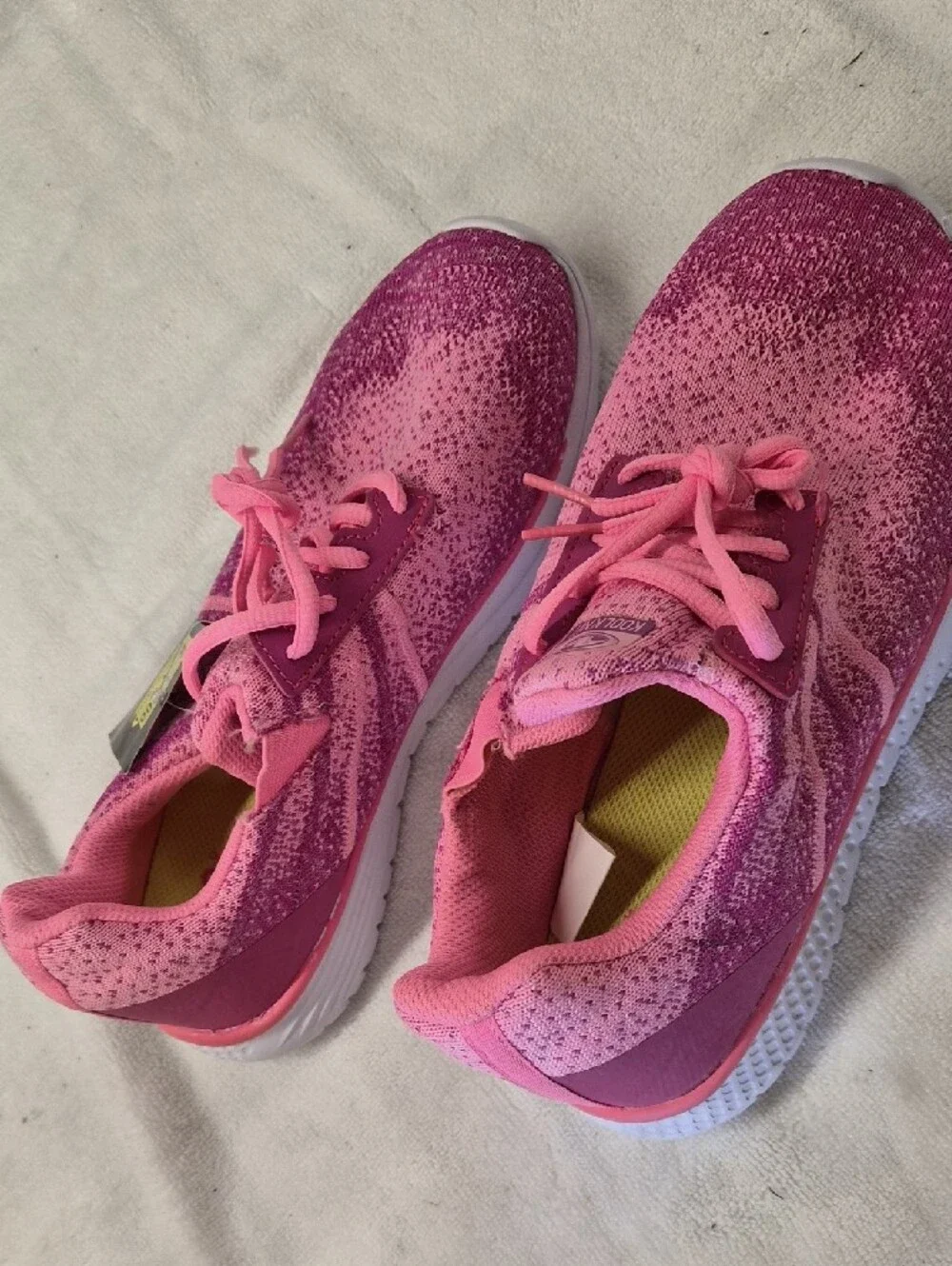Athletic Works Pink Gradient Knit Kids Sneakers Size 6